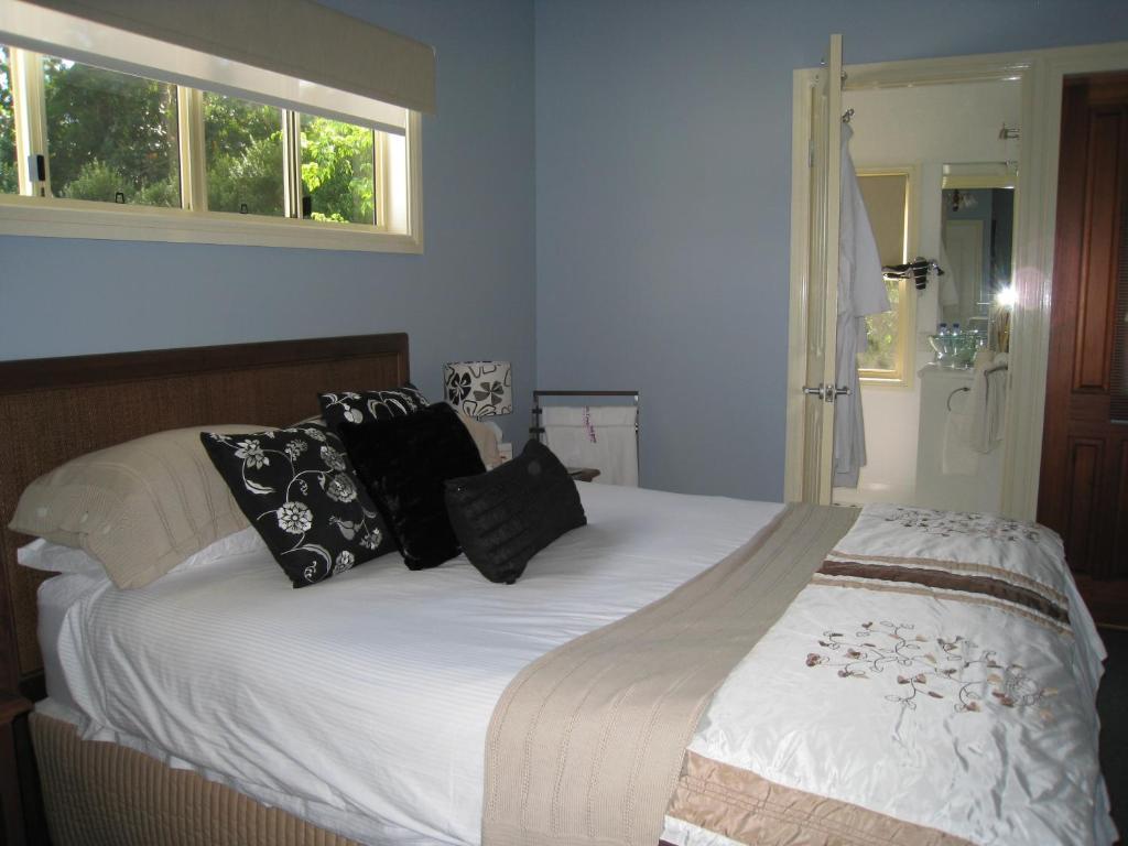 Jacaranda Creek Farmstay & B&B Sunshine Coast Kamer foto